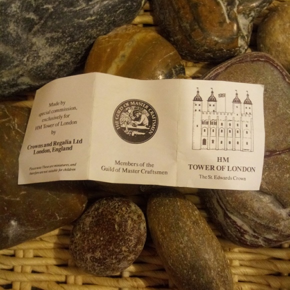 COllectable CROWN - Picture 5 of 6